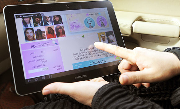 Saudis share almost ‘everything’ online