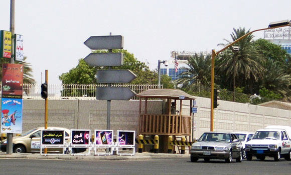US missions resume consular services