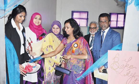 IISR girls shine at educational exhibition