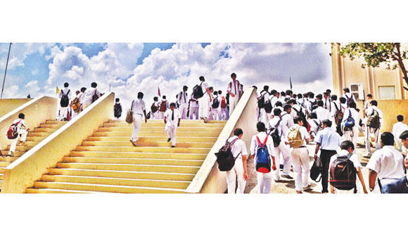 Election fever grips expats on eve of voting for IISR governing body